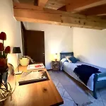 Casa Lucrezia *