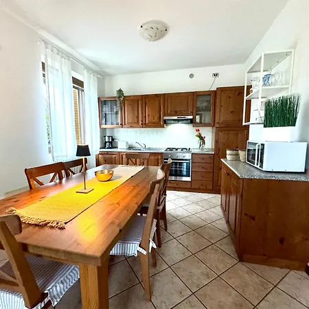 Casa Lucrezia Апартаменты Колико